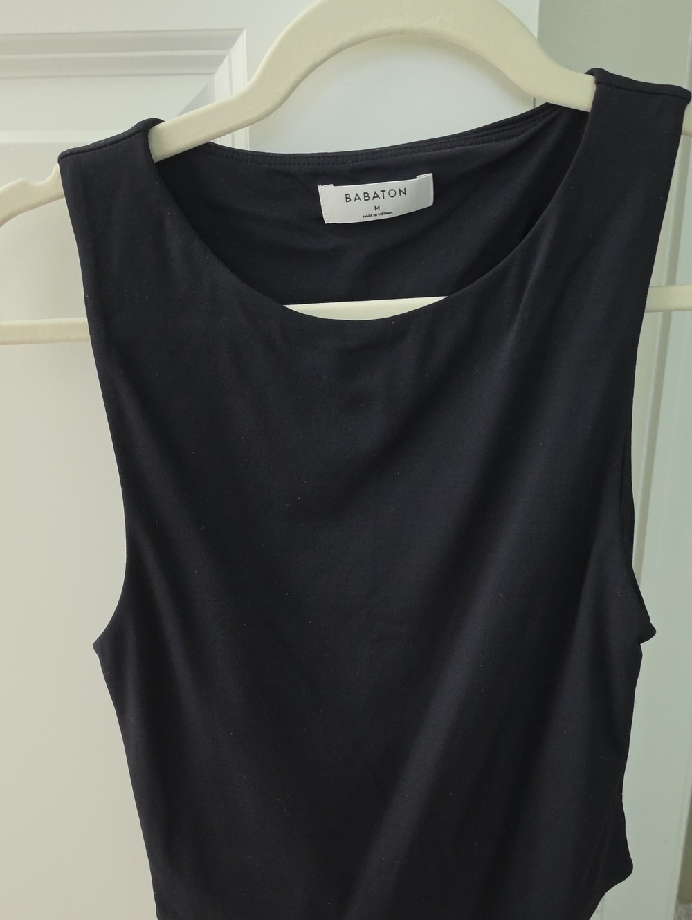 Babaton Black Scoop Neck Tank Top